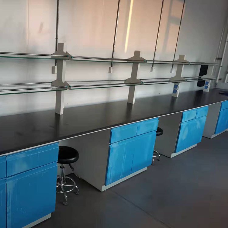 環(huán)境監(jiān)測(cè)實(shí)驗(yàn)室的升降裝置設(shè)計(jì)